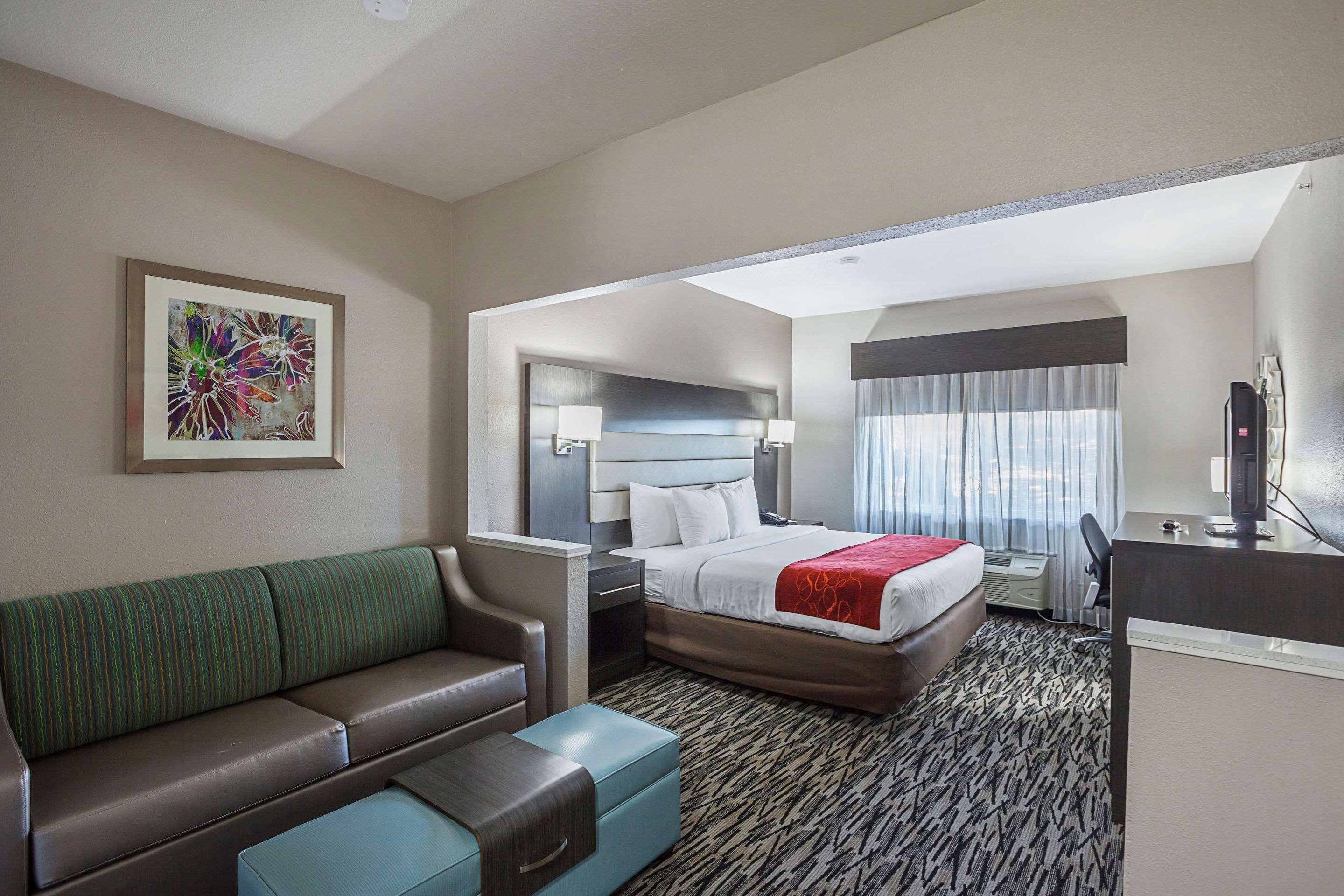 Comfort Suites Lewisville Exterior photo